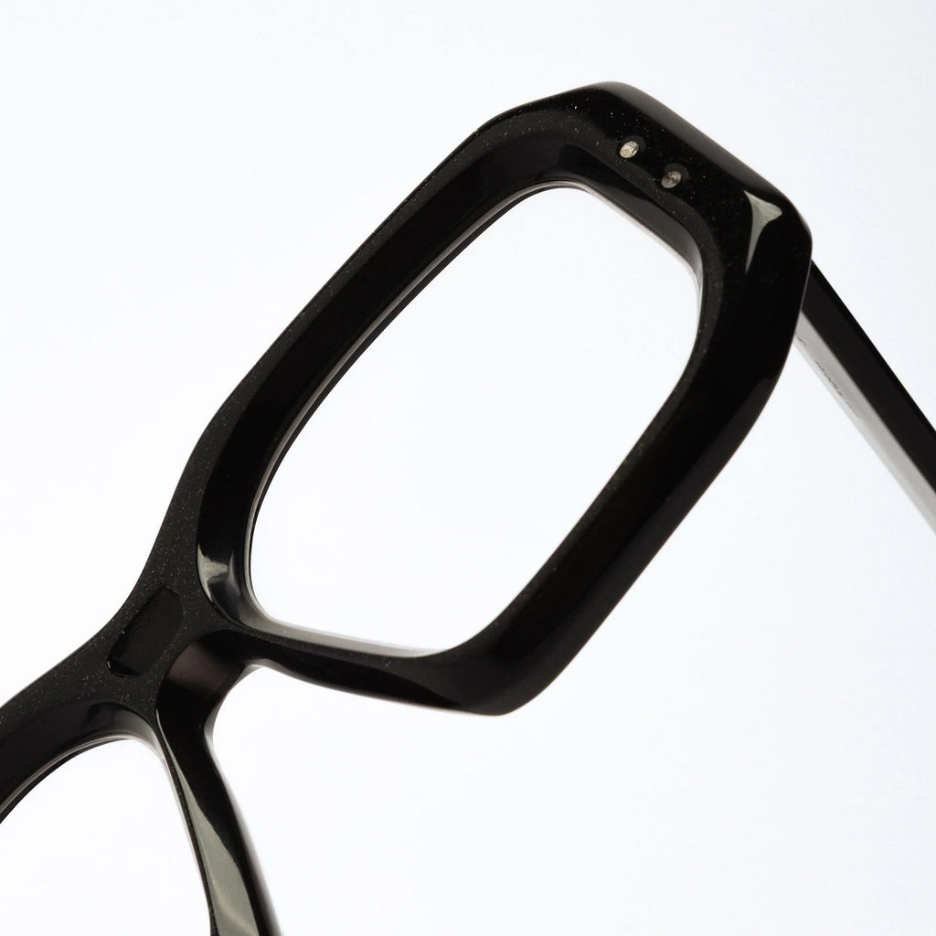 The Ray in Sparkling Black